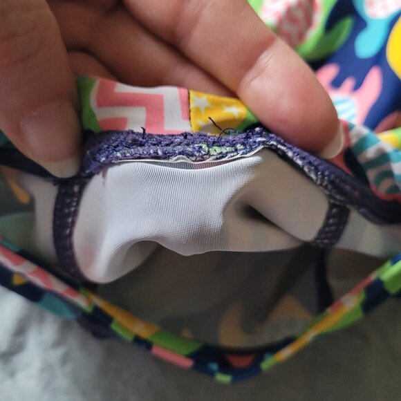 Ruffle Girl Sunshirt Swimsuit Top Size 5 Long Sleeve Lot of 2 Turtle & Paisley - Picture 9 of 11